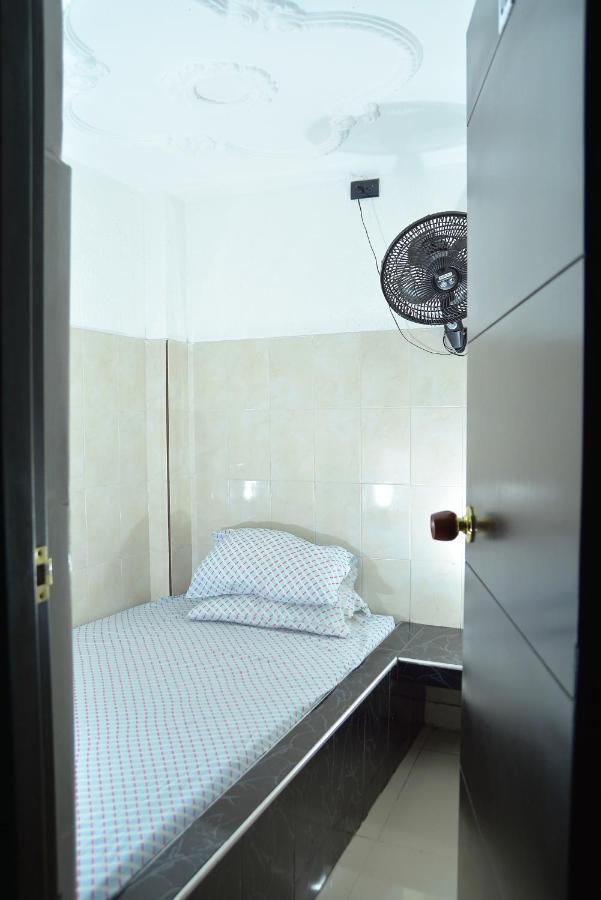 Apartahotel Juane'S Калі Екстер'єр фото